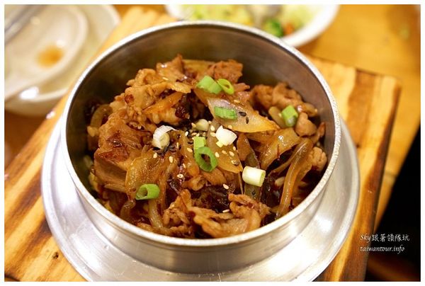 茶味真屋.阿明佛跳牆：三井旁高C/P值燉品【茶味真屋.阿明佛跳牆】