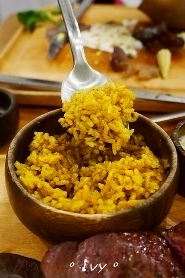 腰果花:新竹公道五。腰果花砧板原食料理