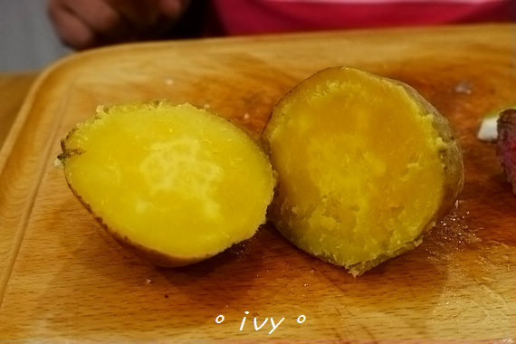 腰果花:新竹公道五。腰果花砧板原食料理