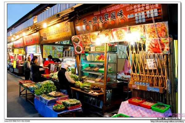 花蓮東大門國際觀光夜市:2016花蓮東大門夜市+花蓮太平洋燈會/排隊美食小吃/第一家烤肉/法式棺材板/炸螃蟹/妙不可言果汁/北港春捲