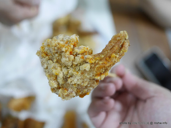 偉哥鹽酥雞(嶺東店)：【食記】台中偉哥鹽酥雞-嶺東店@南屯精密機械科學園區&嶺東科大 : 口感酥脆, 味道多元, 醬不醬都不差的海線老字號