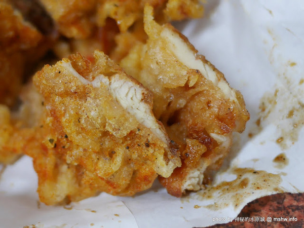 偉哥鹽酥雞(嶺東店)：【食記】台中偉哥鹽酥雞-嶺東店@南屯精密機械科學園區&嶺東科大 : 口感酥脆, 味道多元, 醬不醬都不差的海線老字號