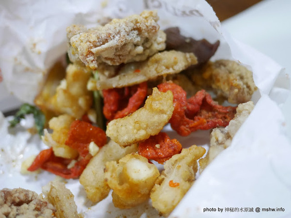 偉哥鹽酥雞(嶺東店)：【食記】台中偉哥鹽酥雞-嶺東店@南屯精密機械科學園區&嶺東科大 : 口感酥脆, 味道多元, 醬不醬都不差的海線老字號