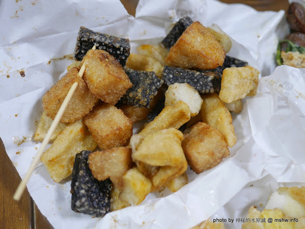 偉哥鹽酥雞(嶺東店)：【食記】台中偉哥鹽酥雞-嶺東店@南屯精密機械科學園區&嶺東科大 : 口感酥脆, 味道多元, 醬不醬都不差的海線老字號