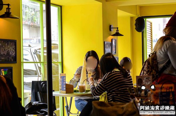 【台北異國美食】【北捷忠孝敦化站】MAMAK檔星馬料理-多國混血的星馬熱炒路邊攤美食．馬來西亞/香酥塔餅/東區異國美食/捷運忠孝敦化美食