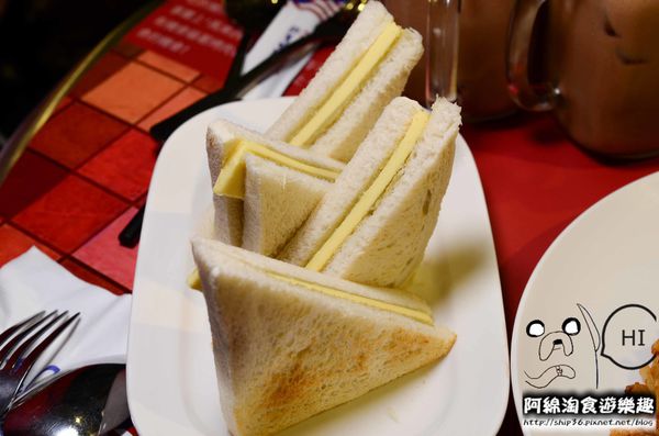 【台北異國美食】【北捷忠孝敦化站】MAMAK檔星馬料理-多國混血的星馬熱炒路邊攤美食.馬來西亞/香酥塔餅/東區異國美食/捷運忠孝敦化美食