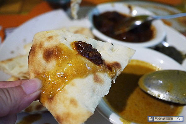 【Mamak檔】馬來西亞餐廳。星馬料理。東區排隊美食。捷運忠孝敦化美食