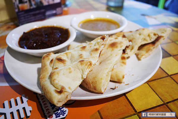 【Mamak檔】馬來西亞餐廳。星馬料理。東區排隊美食。捷運忠孝敦化美食