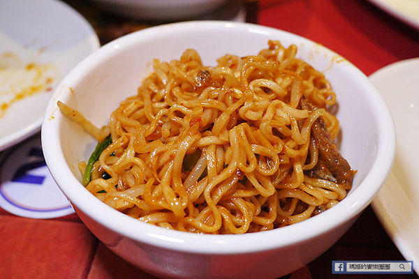 【Mamak檔】馬來西亞餐廳。星馬料理。東區排隊美食。捷運忠孝敦化美食