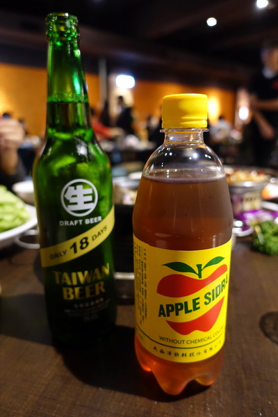 薑母六三：(胖樺食記)民生東路薑母鴨及熱炒一次滿足「薑母六三」。奢華紅蟳沙公沙母入鍋的海味十足