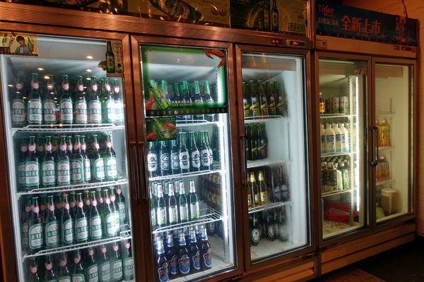 薑母六三：(胖樺食記)民生東路薑母鴨及熱炒一次滿足「薑母六三」。奢華紅蟳沙公沙母入鍋的海味十足