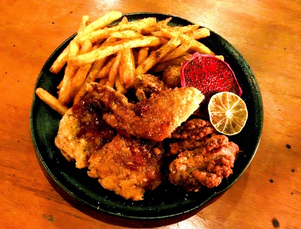 樹下 Undertree：樹下 Undertree