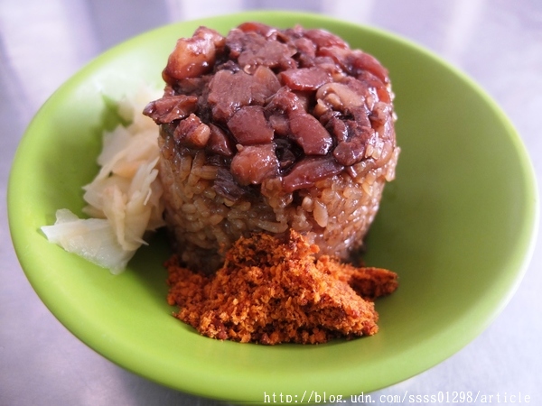 阿猴麵線糊：【美食特搜。屏東市】阿猴麵線糊。建國市場隱藏版麵線糊 料多滿意 筒仔米糕 四神湯也超推