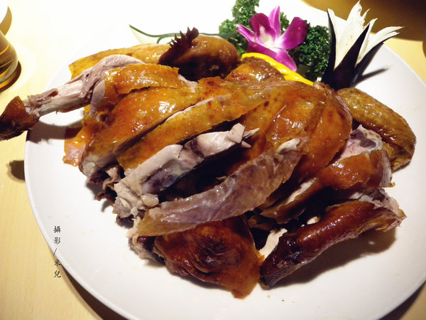 漁之村：【台北市松山區。台菜餐廳】漁之村 台菜海鮮餐廳 過年 尾牙 春酒 宴客 壽宴 辦桌聚餐好地方