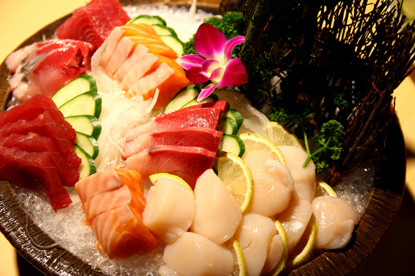 漁之村：【台北市松山區。台菜餐廳】漁之村海鮮餐廳 生猛海鮮 過年尾牙辦桌首選