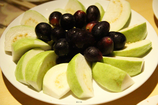 漁之村：【台北市松山區。台菜餐廳】漁之村海鮮餐廳 生猛海鮮 過年尾牙辦桌首選