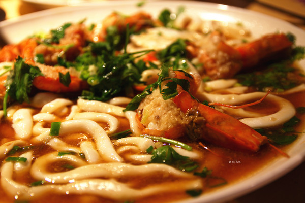 漁之村：【台北市松山區。台菜餐廳】漁之村海鮮餐廳 生猛海鮮 過年尾牙辦桌首選