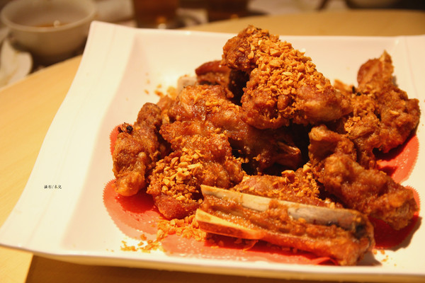 漁之村：【台北市松山區。台菜餐廳】漁之村海鮮餐廳 生猛海鮮 過年尾牙辦桌首選