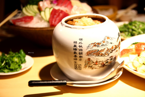 漁之村：【台北市松山區。台菜餐廳】漁之村海鮮餐廳 生猛海鮮 過年尾牙辦桌首選