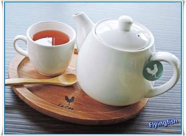 Le Coq公雞咖啡: ✜ 美了眼、醉了心ㄟ峇里島風情海景咖啡館 -「Le Coq 公雞咖啡」。:.゚ヽ(*´∀`)ノ゚.:。