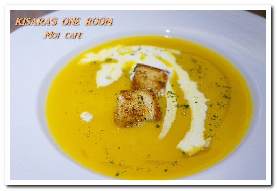 Moi café：國父紀念館早午餐／下午茶．一次滿足兩個願望的悠閒好所在──Moi café