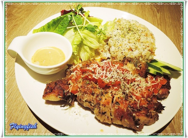 Moi café：✜ 二訪 讓人回味無窮ㄟ巷弄飄香異國創意餐點 -「Moi Cafe」◕ω◕