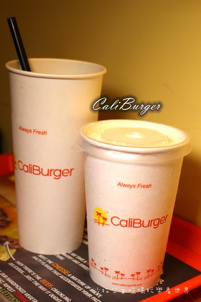 CaliBurger西門店：把嘴巴張到最大就對了『CaliBurger(西門店)』梁靜茹開的漢堡店
