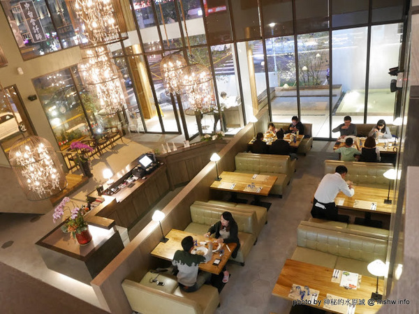 NINI 尼尼義大利餐廳(公益店):【食記】NINI 尼尼義大利餐廳旗艦店-台中NINI公益店@南屯 : 幽靜, 時尚, 美味…適合好友共享