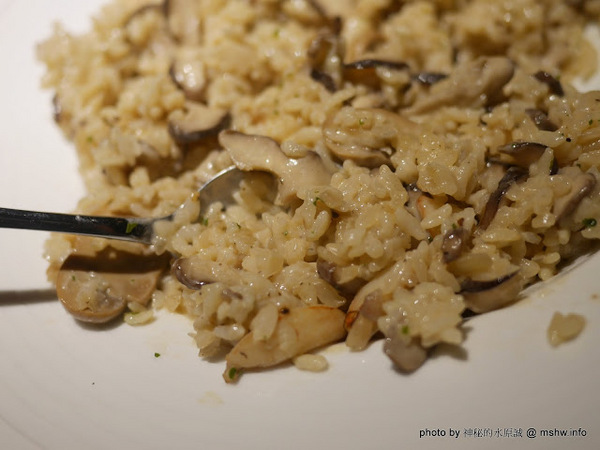 NINI 尼尼義大利餐廳(公益店):【食記】NINI 尼尼義大利餐廳旗艦店-台中NINI公益店@南屯 : 幽靜, 時尚, 美味…適合好友共享