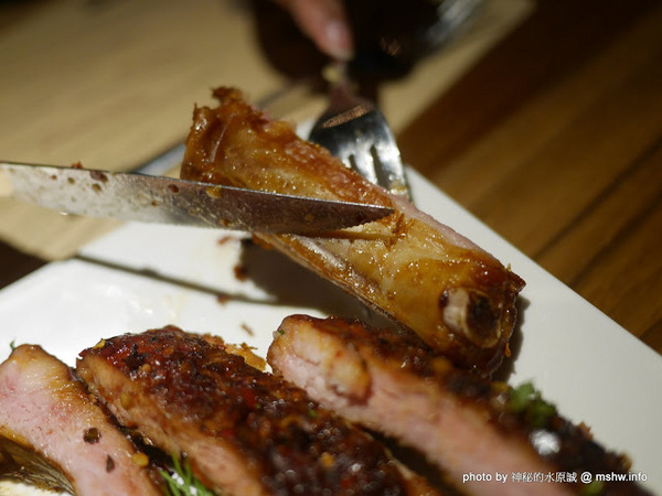 NINI 尼尼義大利餐廳(公益店):【食記】NINI 尼尼義大利餐廳旗艦店-台中NINI公益店@南屯 : 幽靜, 時尚, 美味…適合好友共享