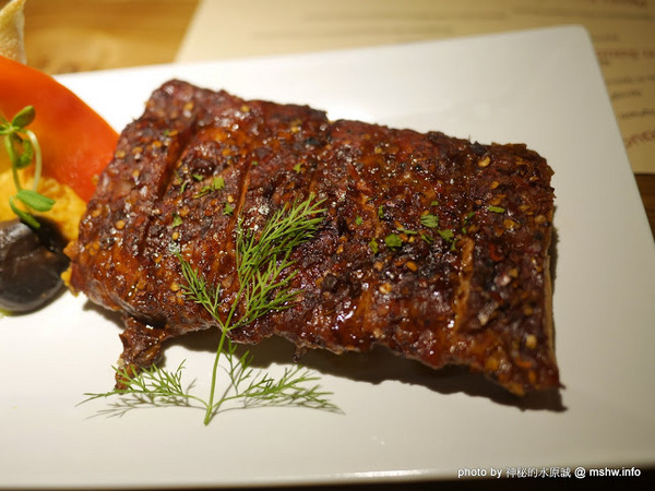 NINI 尼尼義大利餐廳(公益店):【食記】NINI 尼尼義大利餐廳旗艦店-台中NINI公益店@南屯 : 幽靜, 時尚, 美味…適合好友共享