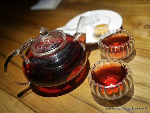 NINI 尼尼義大利餐廳(公益店):【食記】NINI 尼尼義大利餐廳旗艦店-台中NINI公益店@南屯 : 幽靜, 時尚, 美味…適合好友共享