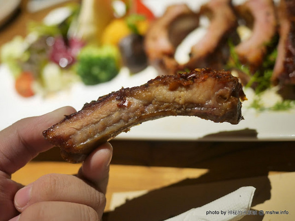 NINI 尼尼義大利餐廳(公益店):【食記】NINI 尼尼義大利餐廳旗艦店-台中NINI公益店@南屯 : 幽靜, 時尚, 美味…適合好友共享