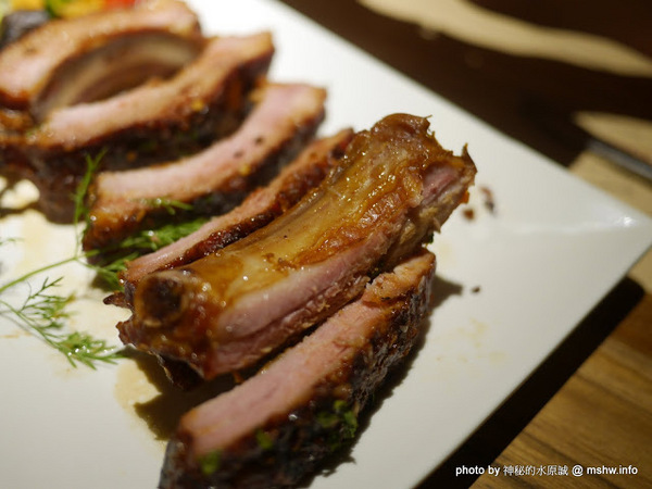 NINI 尼尼義大利餐廳(公益店):【食記】NINI 尼尼義大利餐廳旗艦店-台中NINI公益店@南屯 : 幽靜, 時尚, 美味…適合好友共享