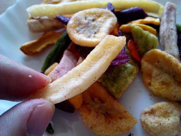 吳萬春蜜餞(武廟店): 【臺南Ω中西區】吳萬春蜜餞。巷弄中的古早味「鹹酸甜」,蜜餞、果乾、脆片應有盡有