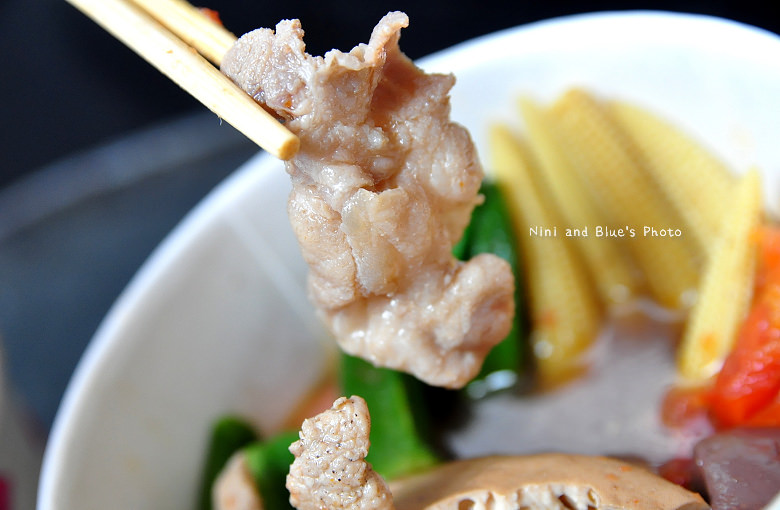 一中街滷味小吃麻辣燙品宏小不點麻辣燙30