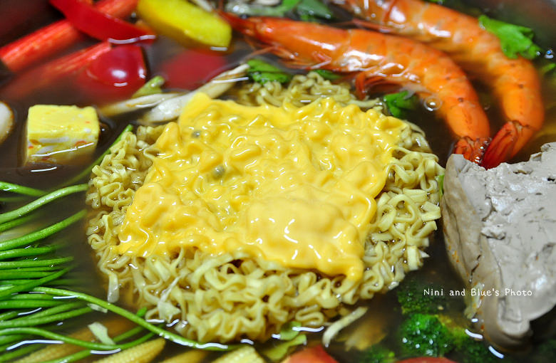 一中街滷味小吃麻辣燙品宏小不點麻辣燙48