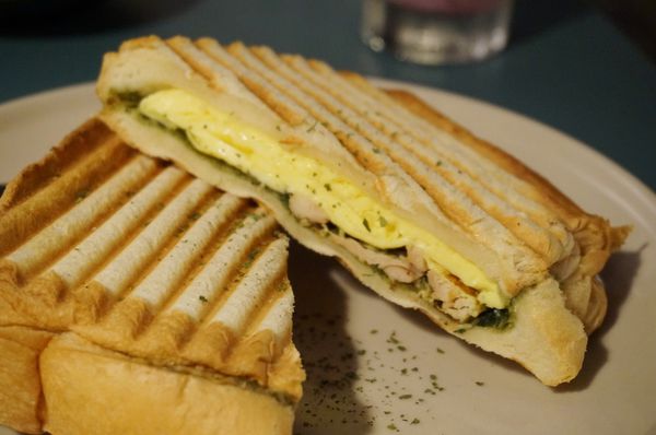 好事咖啡:How's Coffee?(大安店)：[六張犁] 好事咖啡 How's Coffee：早午餐.輕食.甜點.飲料 ~ 平價消費 質感享受!