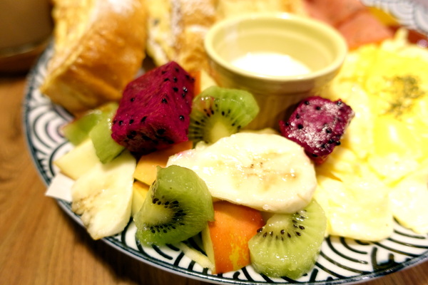 好事咖啡 How's Coffee?：(胖樺食記)全天候早午餐/大份量好好吃下午茶『好事咖啡 How's Coffee？』/捷運六張犁/麟光站/不加一成服務費/WiFi