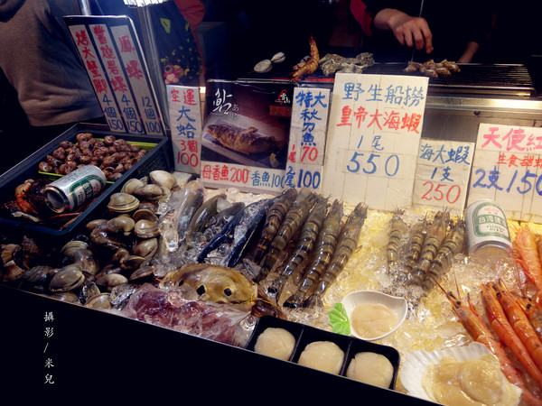 寧夏夜市：【台北市大同區。夜市】寧夏夜市 過年期間 年貨大街 美食 介紹 過年有營業