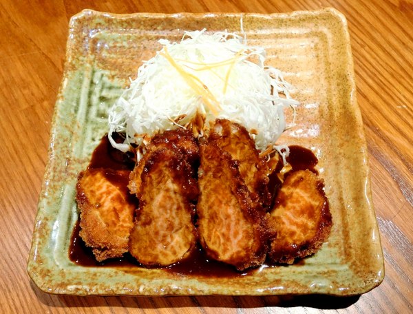 矢場味噌豬排(台北東門店)：矢場味噌豬排