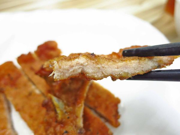 【台北美食】得意排骨大王-超美味紅油抄手