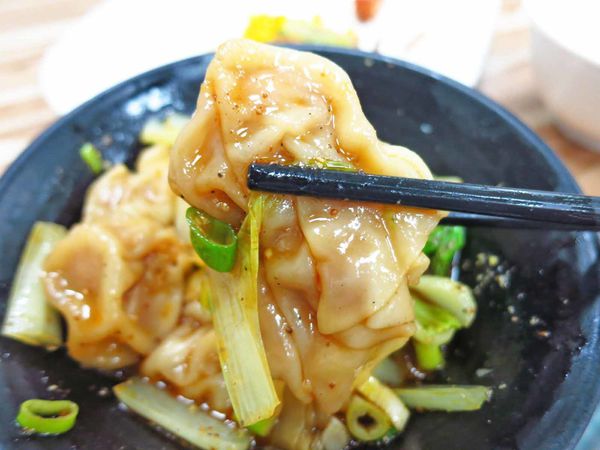 【台北美食】得意排骨大王-超美味紅油抄手