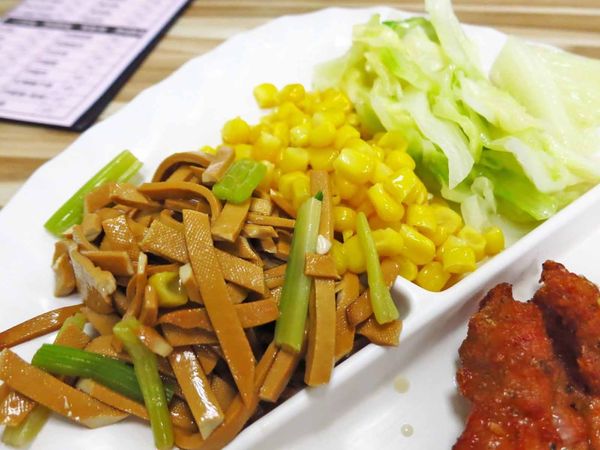 【台北美食】得意排骨大王-超美味紅油抄手