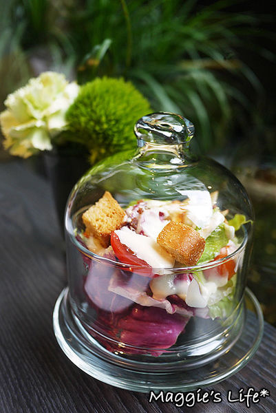 Elly's Flower&Cafe台北花苑時尚整合館：◆台北美食。捷運中山國小【Elly's Flower&Cafe台北花苑時尚整合館】花藝與美食的結合～好氣氛、好料理、好舒心