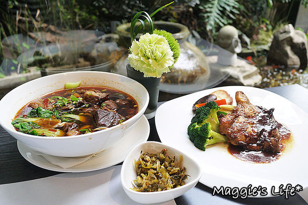 Elly's Flower&Cafe台北花苑時尚整合館：◆台北美食。捷運中山國小【Elly's Flower&Cafe台北花苑時尚整合館】花藝與美食的結合～好氣氛、好料理、好舒心