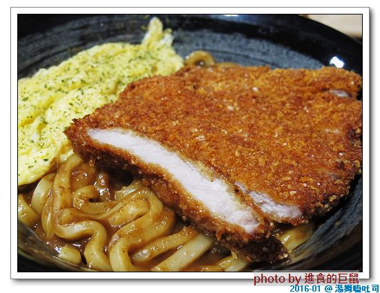 湯姆嗑吐司：（台南。中西區美食）湯姆嗑吐司 / 海安路宵夜新勢力。熱壓吐司，熱騰騰販賣中。還有～蛋餅，炸物，鍋燒，讚岐烏龍麵唷！