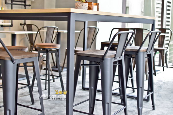 Coffee Cape station： 台南 中西區．休息。放鬆。輕食  好地方  Coffee cape station (台南火車站附近)