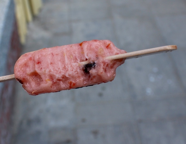 Our Bar：[台南] 新景點//藍晒圖文創園區。繽紛義式冰棒 酸甜好滋味。Our Bar