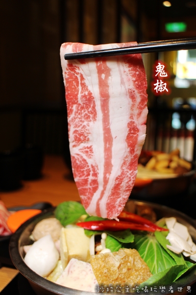 鬼椒一番鍋(三重店):三重小火鍋『鬼椒一番鍋』涮涮鍋/天台廣場/捷運台北橋站